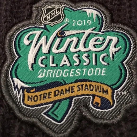 A cool beanie from 2019 winter classic NHL Coors - Picture 2 of 6